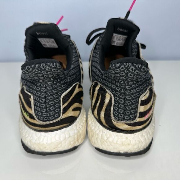 Adidas UltraBoost DNA Running Shoes Animal Pack Zebra FZ2730 Men's Size 11.5 - Picture 7 of 9